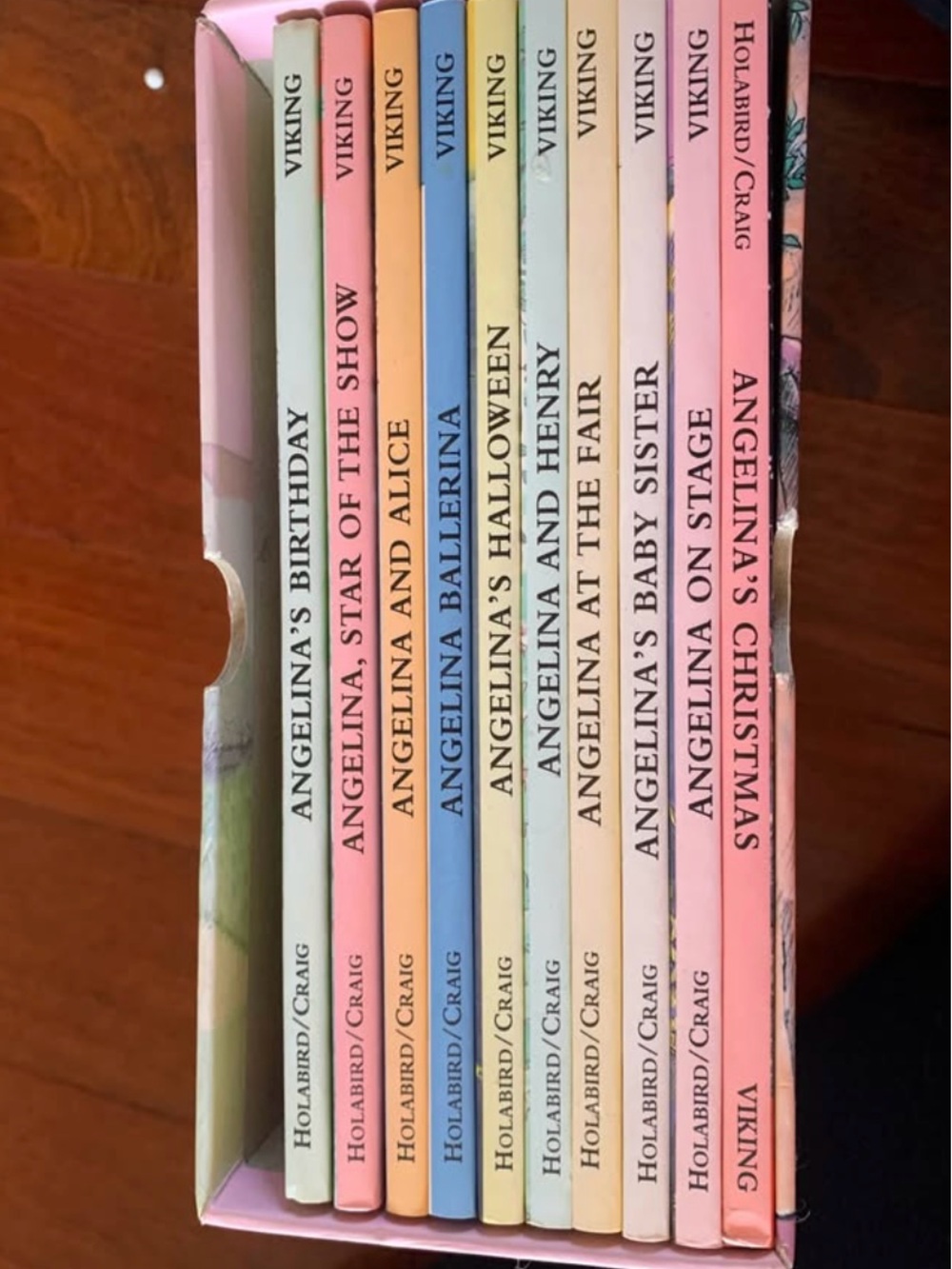 Angelina Ballerina Storybox Collection 10 books with Storage Box
